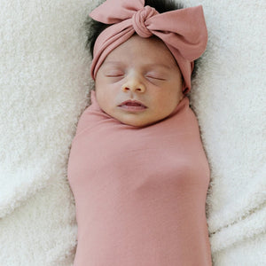 Saranoni Stretchy Swaddles, Hats & Bows