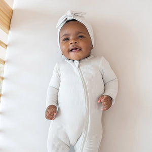 Kyte Baby Ribbed Zippered Footie / Oat