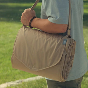 Little Unicorn Outdoor Blanket / Beige Buffalo Check