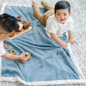 Saranoni Satin Back Receiving Blanket (30"x40")