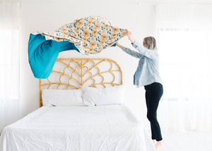 Copper Pearl Three-Layer Jumbo Stretchy Quilt (60"x72") / Sunnie