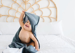 Copper Pearl Premium Knit Hooded Towel / Hunter