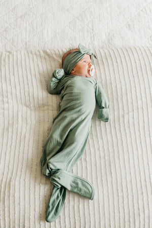 Copper Pearl Newborn Knotted Gown / Briar
