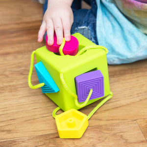 Fat Brain Toys OombeeCube Sensory Toy