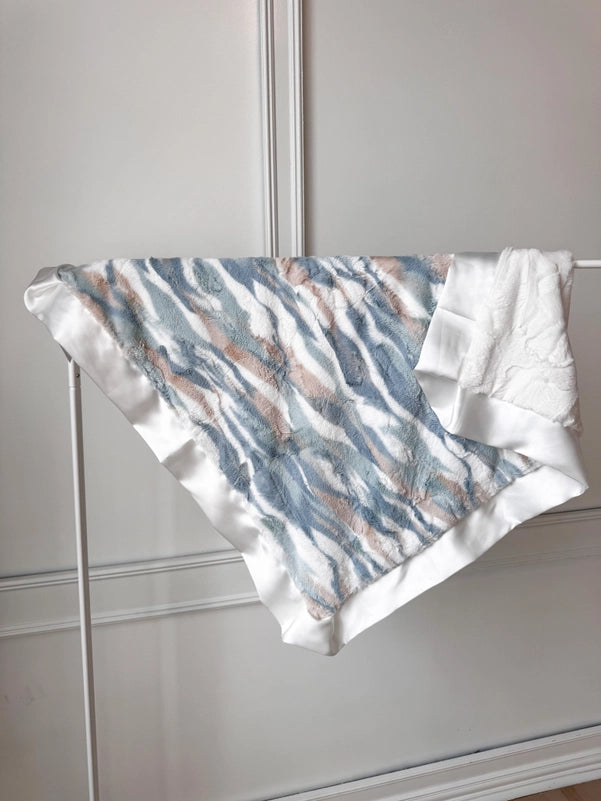 Rockin' Royalty Receiving Blanket (34"x34") / Riptide