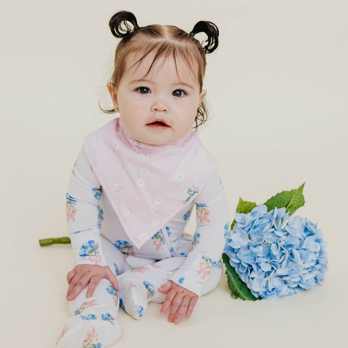 Copper Pearl Bandana Bib 4-Pack / Bow My Gosh