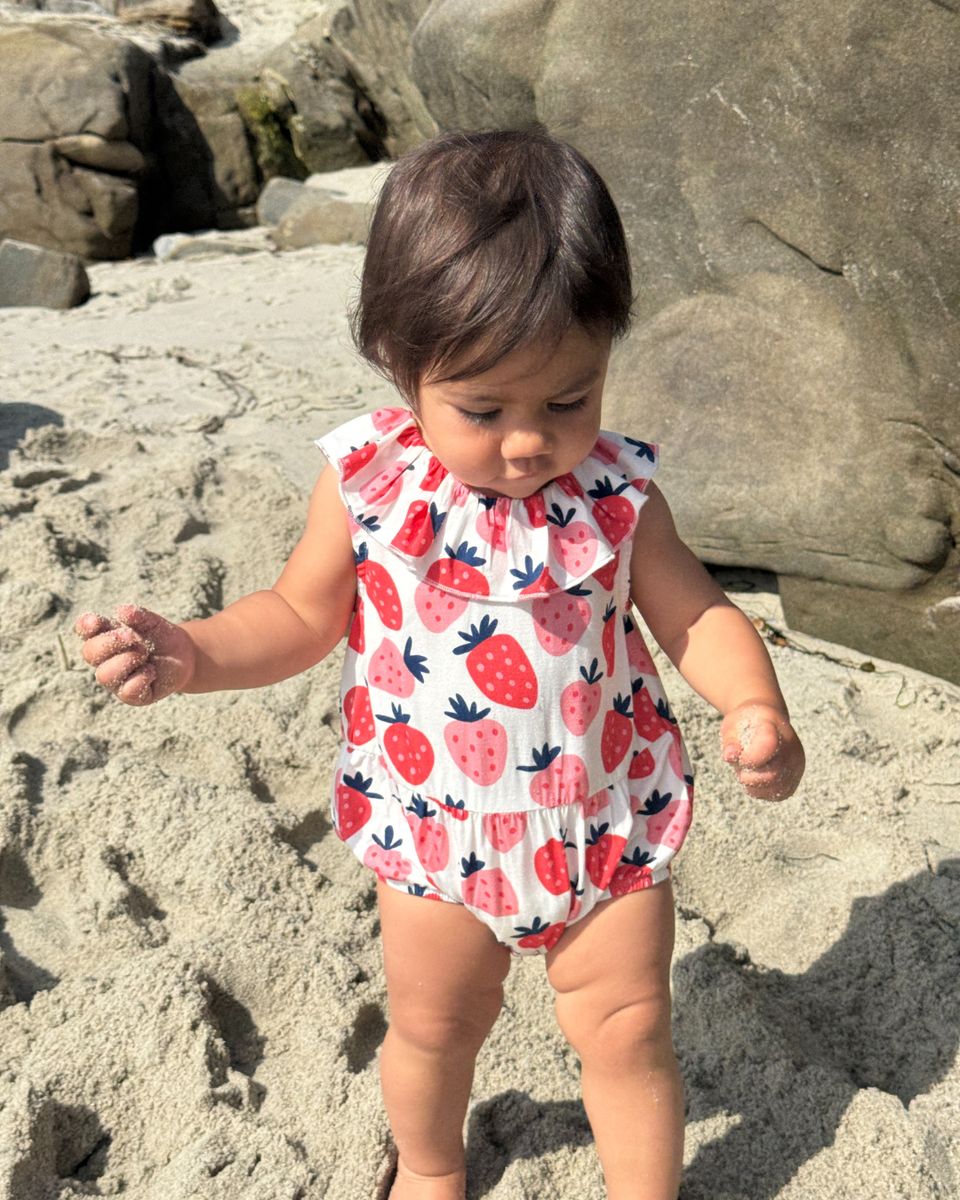 Vignette Taylor Bubble Romper / Strawberries