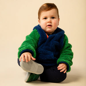 Magnetic Me Sherpa Raglan Henley Pullover / Hudson