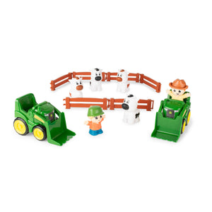 John Deere The Cows Are Out Farm Play Set
