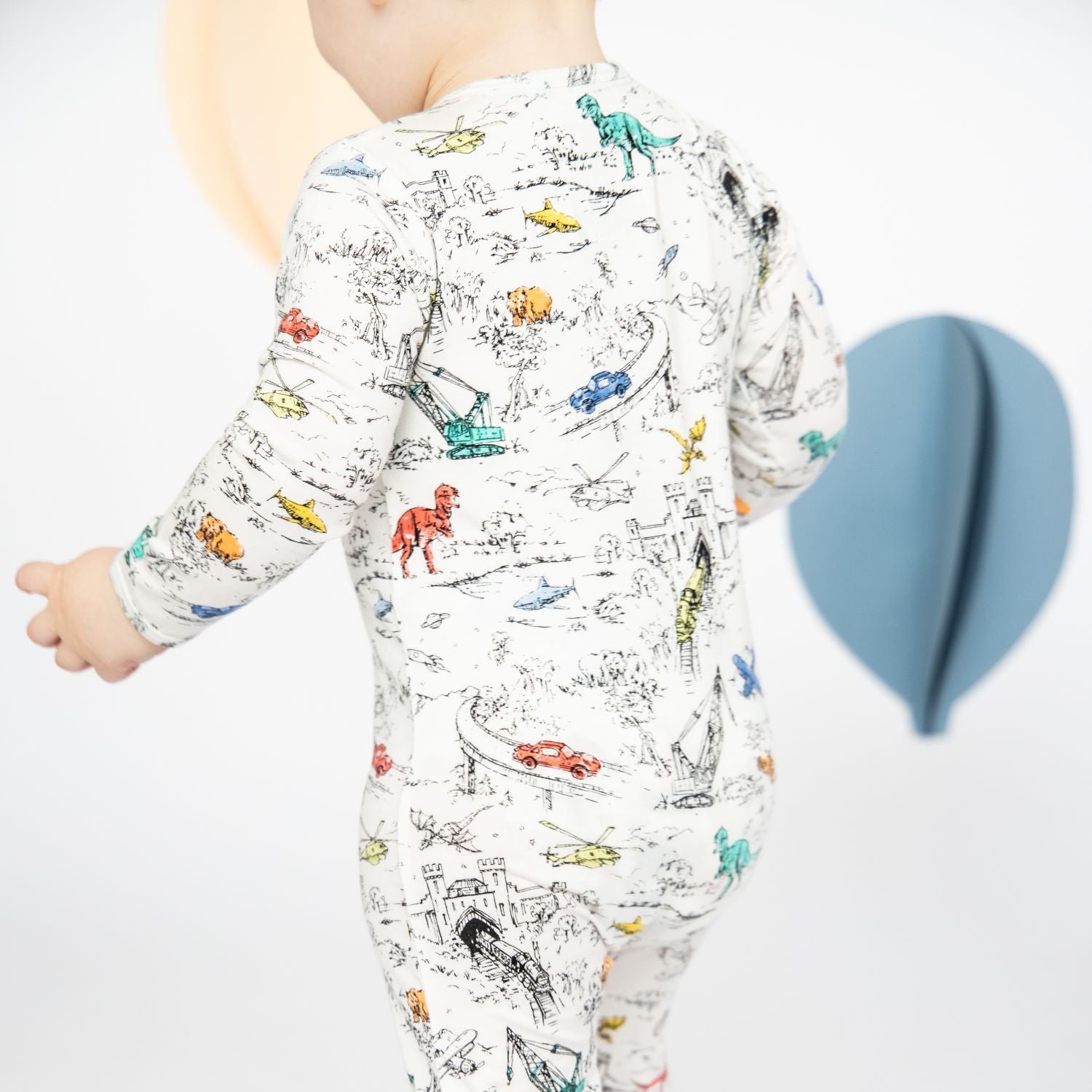 Magnetic discount pyjamas baby