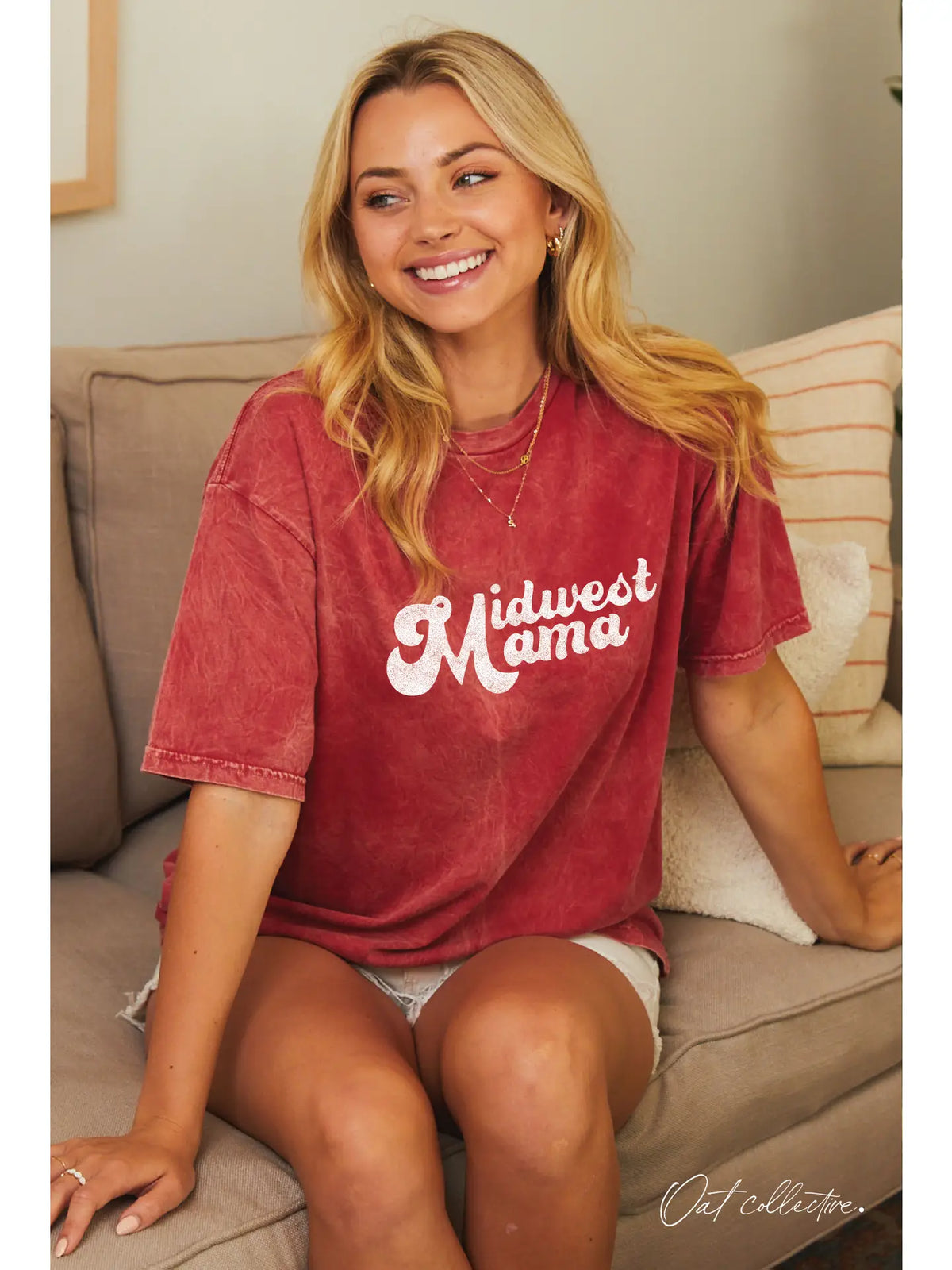 Midwest Mama Oversized Mineral Wash Graphic Top / Cardinal