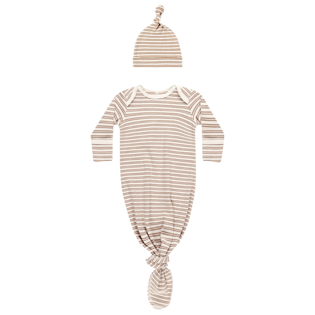 Quincy Mae Knotted Baby Gown & Hat Set / Golden Stripe