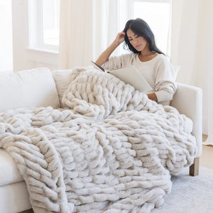 Saranoni Double Ruched Faux Fur XL Throw Blanket (60”X80”)