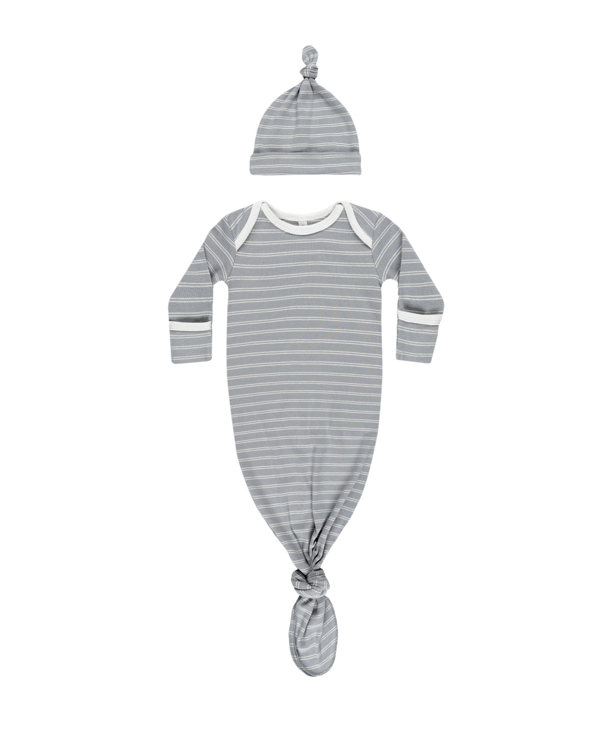 Quincy Mae Knotted Baby Gown + Hat Set / Blue Pinstripe