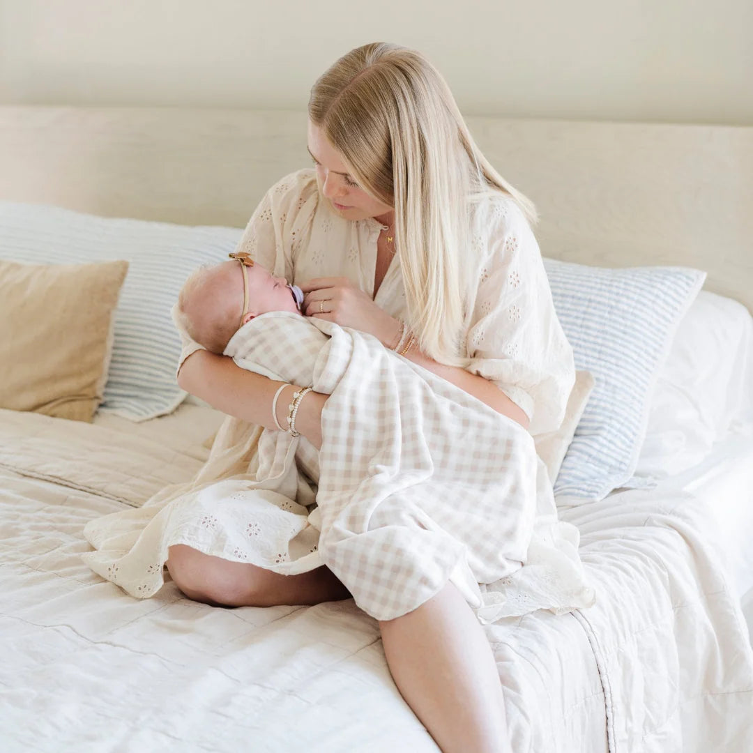 Saranoni Minky Stretch Luxe Swaddle Blanket