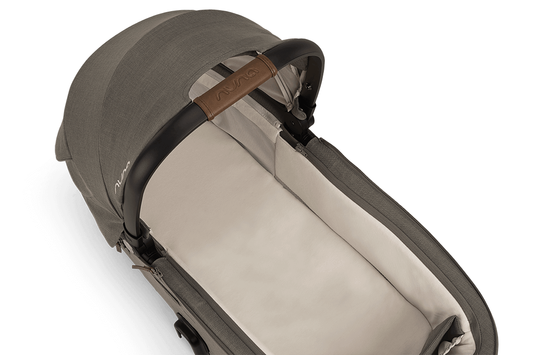 Nuna DEMI Next Bassinet + Stand