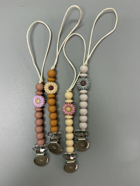 Ellie Silicone Pacifier & Toy Clip