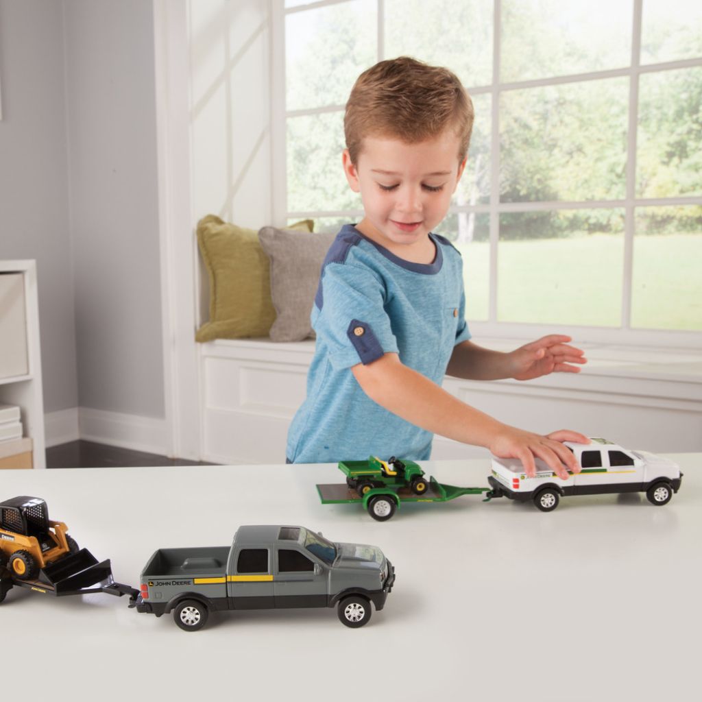 John Deere Pickup Hauling Set
