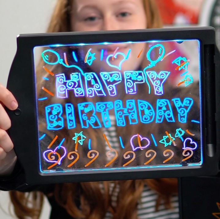 Marvin's Magic Glow Art Board