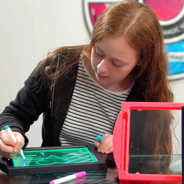 Marvin's Magic Glow Art Board