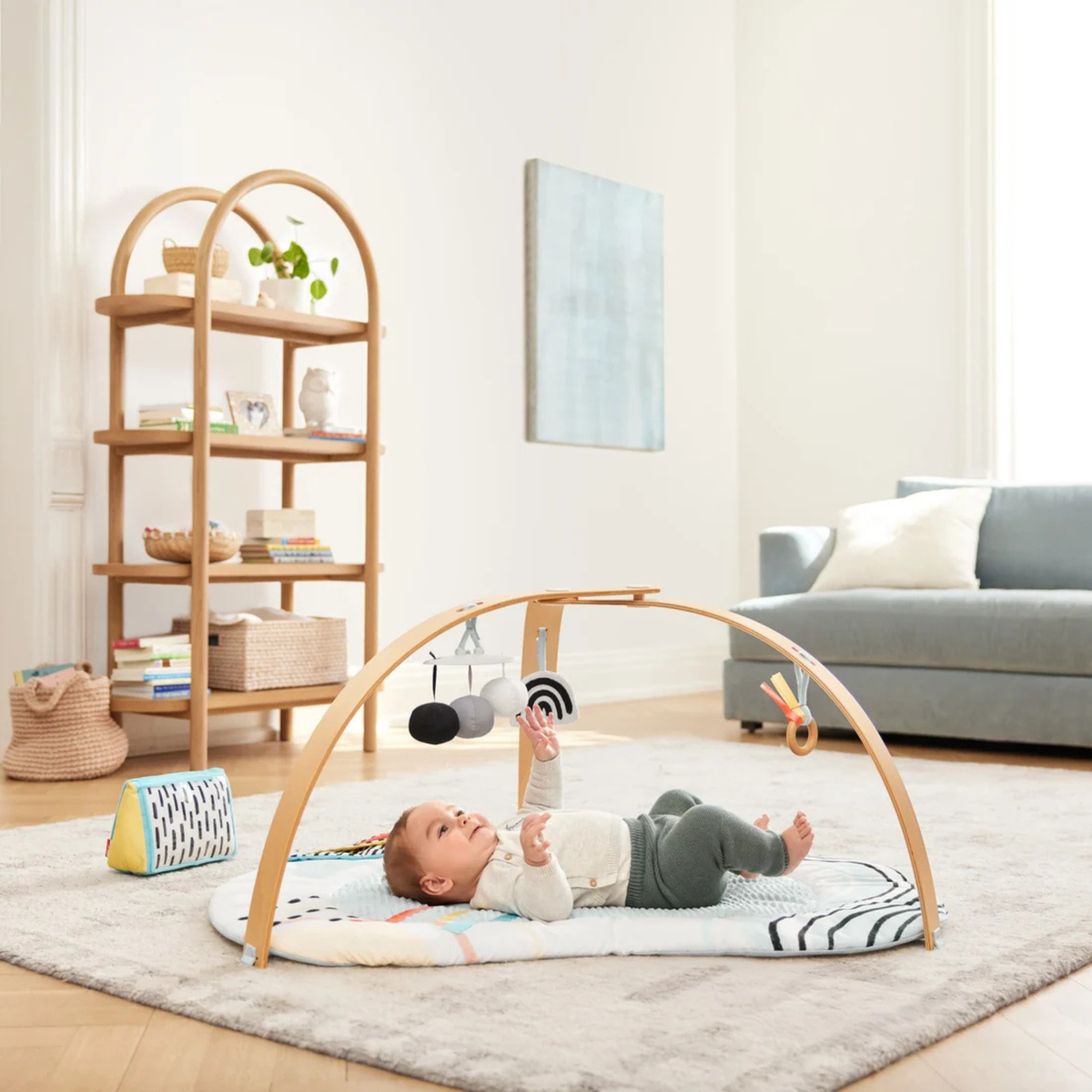 Skip Hop Discoverosity Montessori-Inspired Play Gym