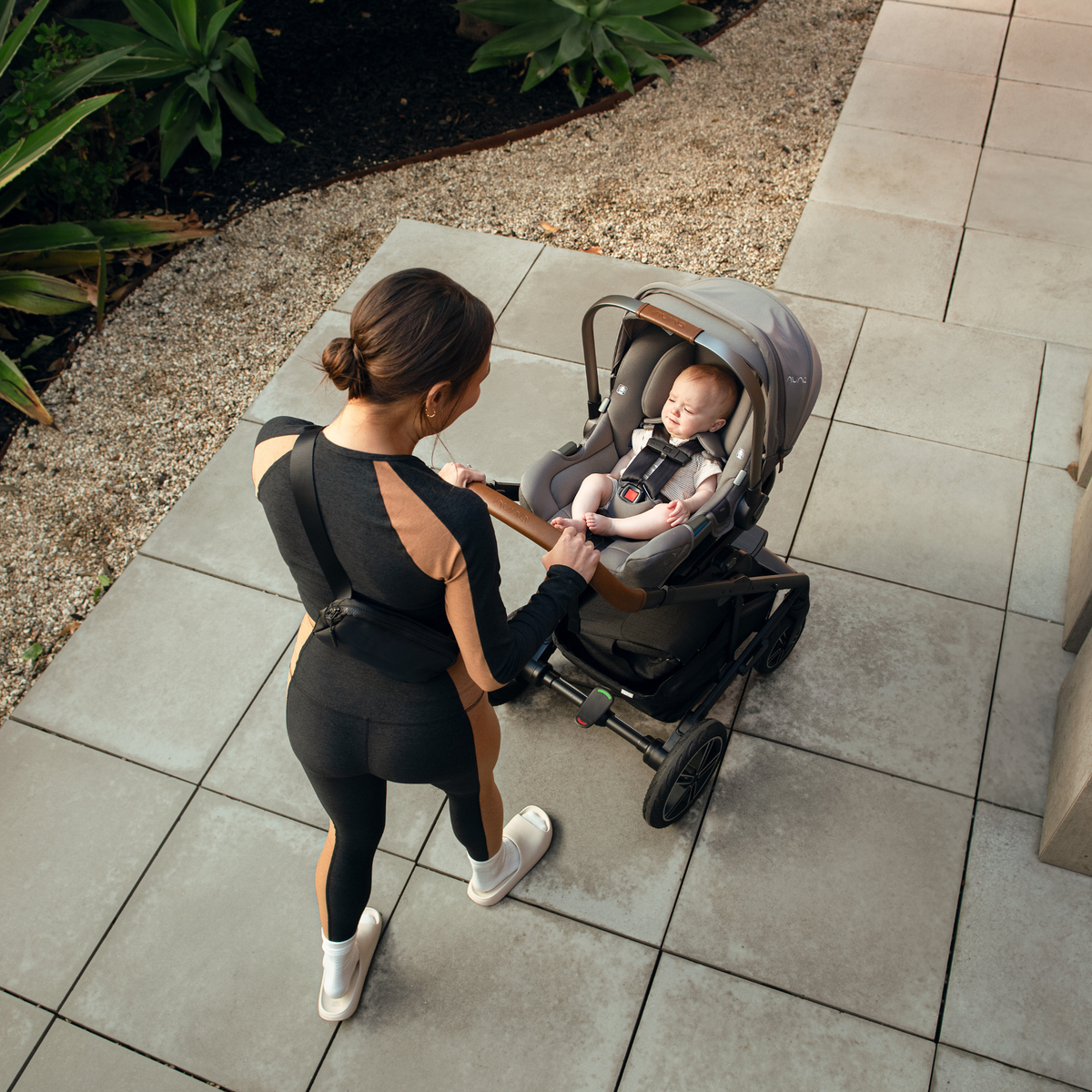 Nuna PIPA RX Infant Car Seat + PIPA Relx Base