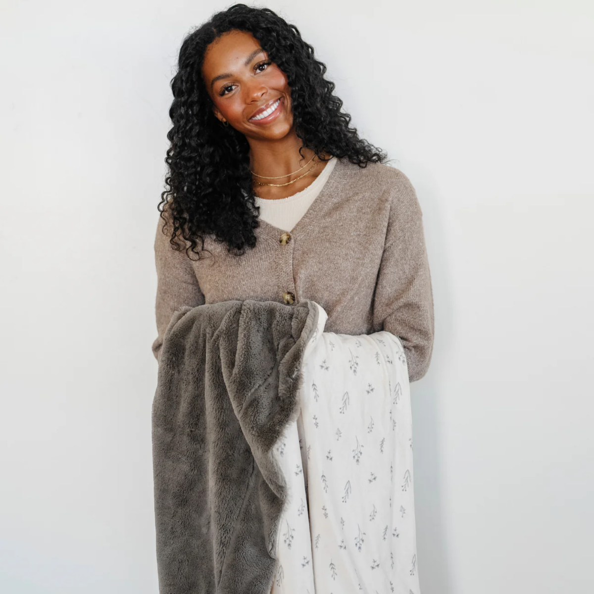 Saranoni Minky Lush XL Blanket (60"x80")
