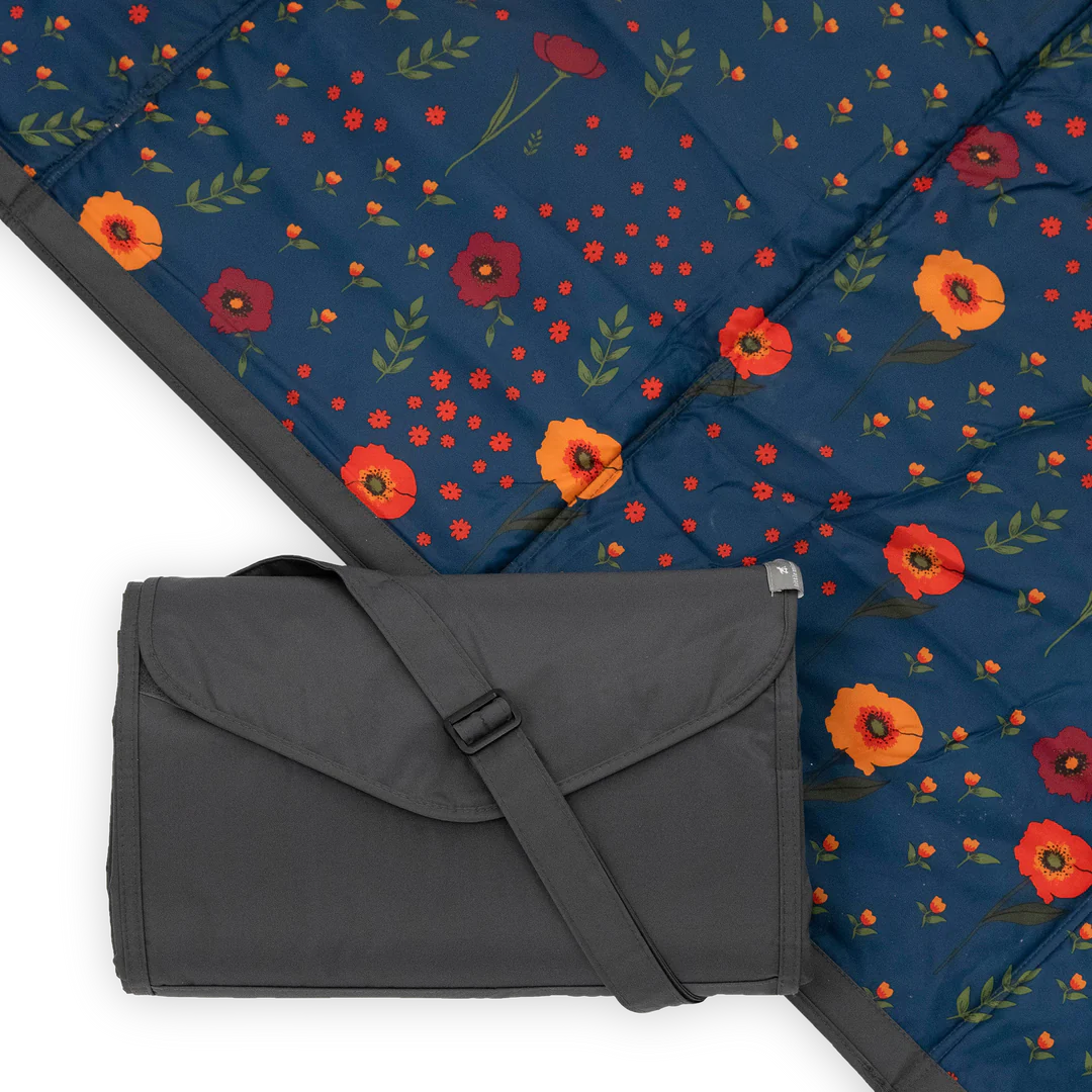 Little Unicorn Outdoor Blanket / Midnight Poppy