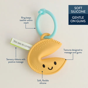 Itzy Ritzy Treat Teether / Fortune Cookie
