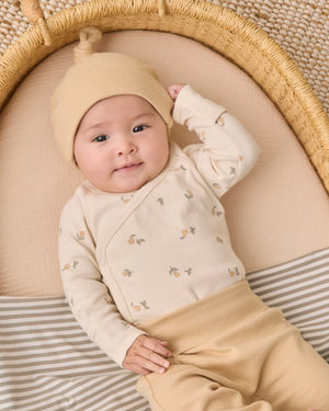 Quincy Mae Knotted Baby Hat / Butterscotch