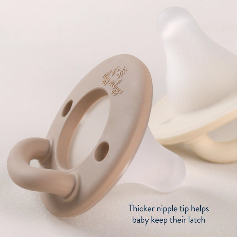 Itzy Ritzy Latch & Soothe Breastlike Pacifier Set / Taupe