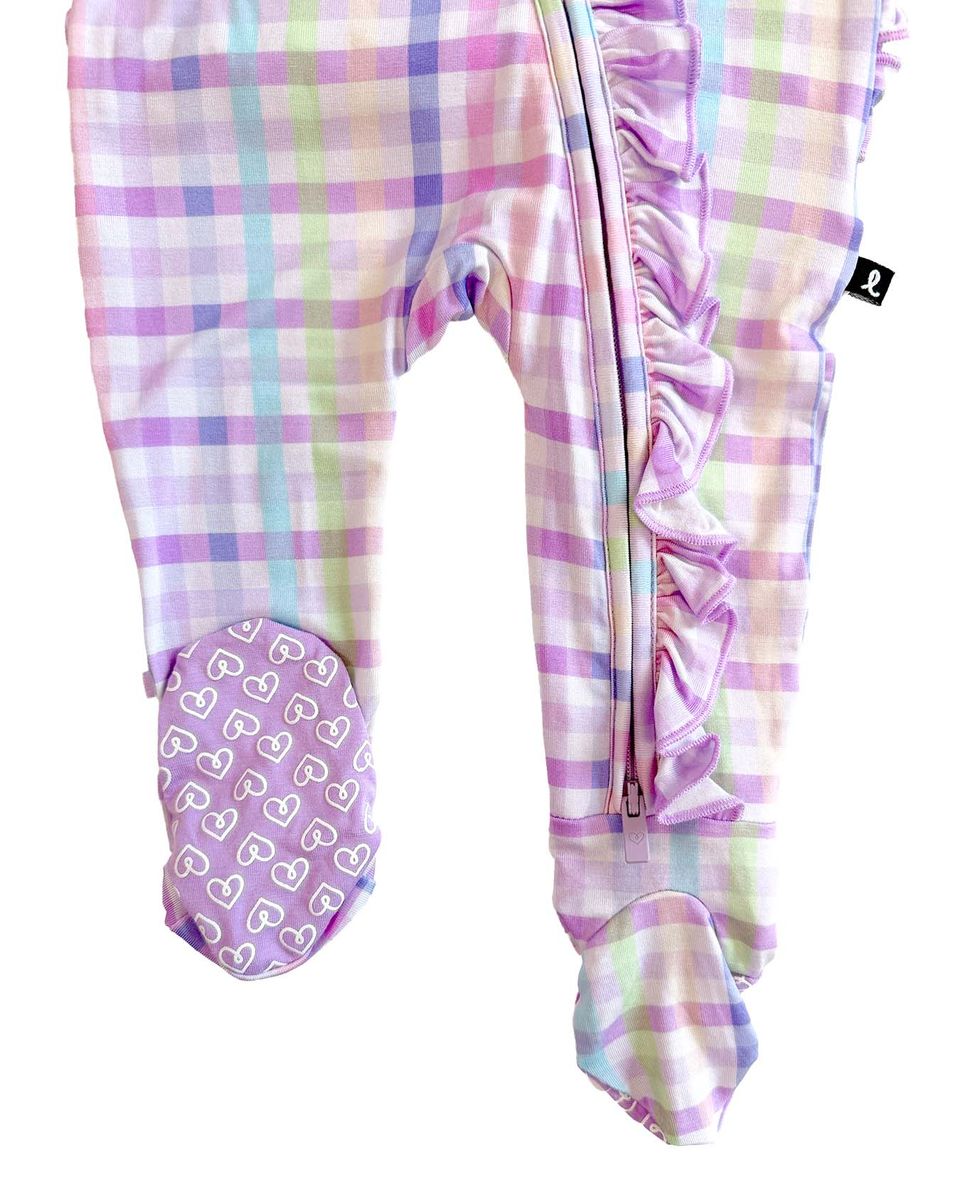 Lev Baby Ruffled Zippered Footie / Emery