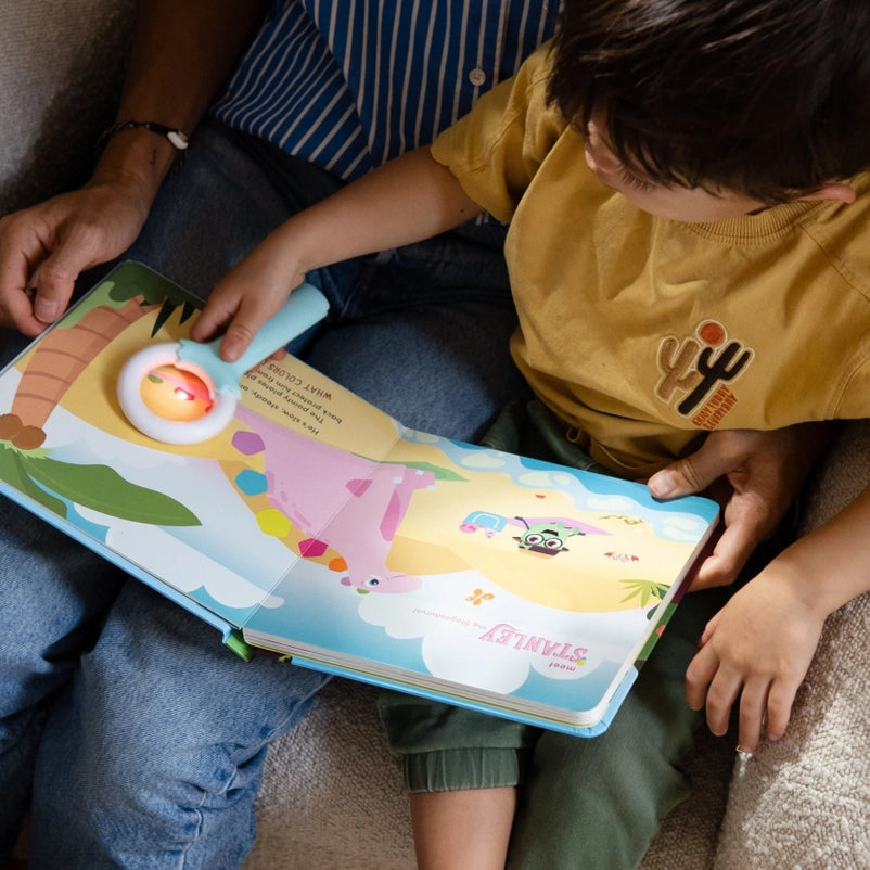 Glo Pals Light-Up Book - Pippa Prehistoric Pals
