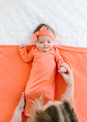 Copper Pearl Newborn Knotted Gown / Stella