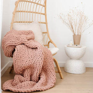 Saranoni Chunky Knit Large Throw Blanket (54"x72") / Rosy
