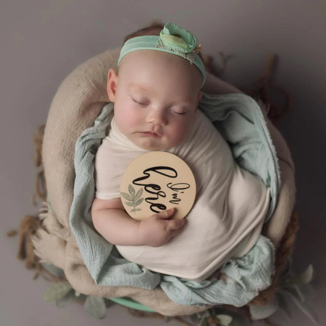 Birth Announcement Wooden Disc Set / Botanical
