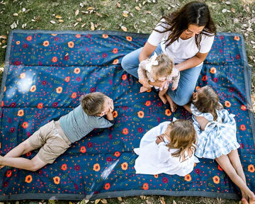 Little Unicorn Outdoor Blanket / Midnight Poppy