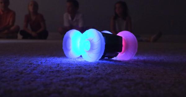 Turbo Twister Flip Racer RC Car / Blue