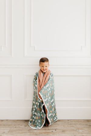 Copper Pearl Three-Layer Stretchy Quilt / Atwood