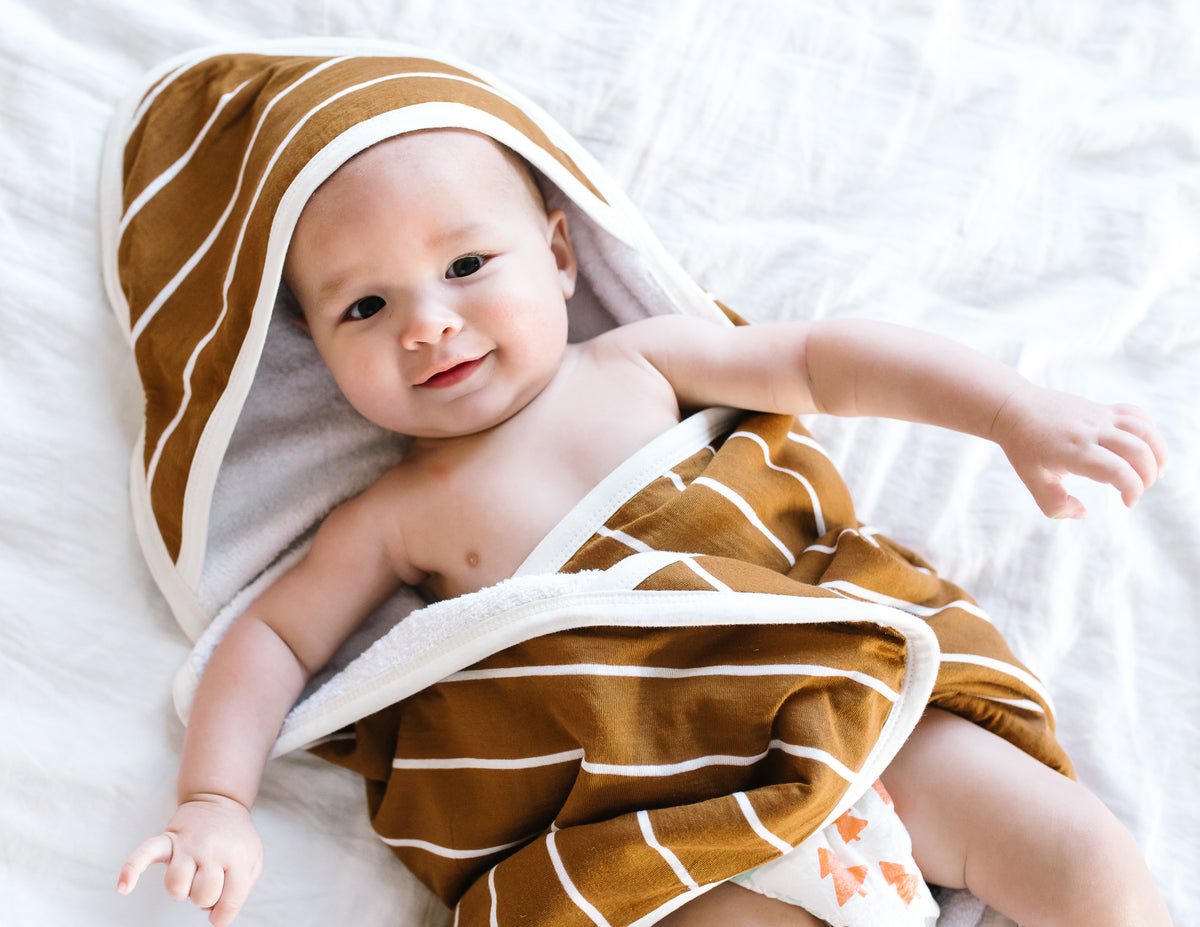 Copper Pearl Premium Knit Hooded Towel / Camel