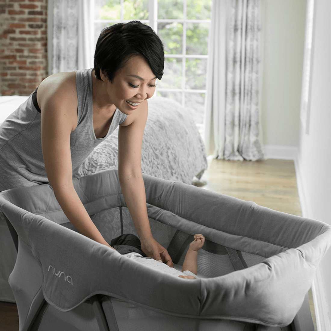 Nuna COVE Aire Go Travel Crib