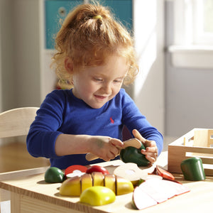 Melissa & Doug Wooden Play Food / Cutting Food Set