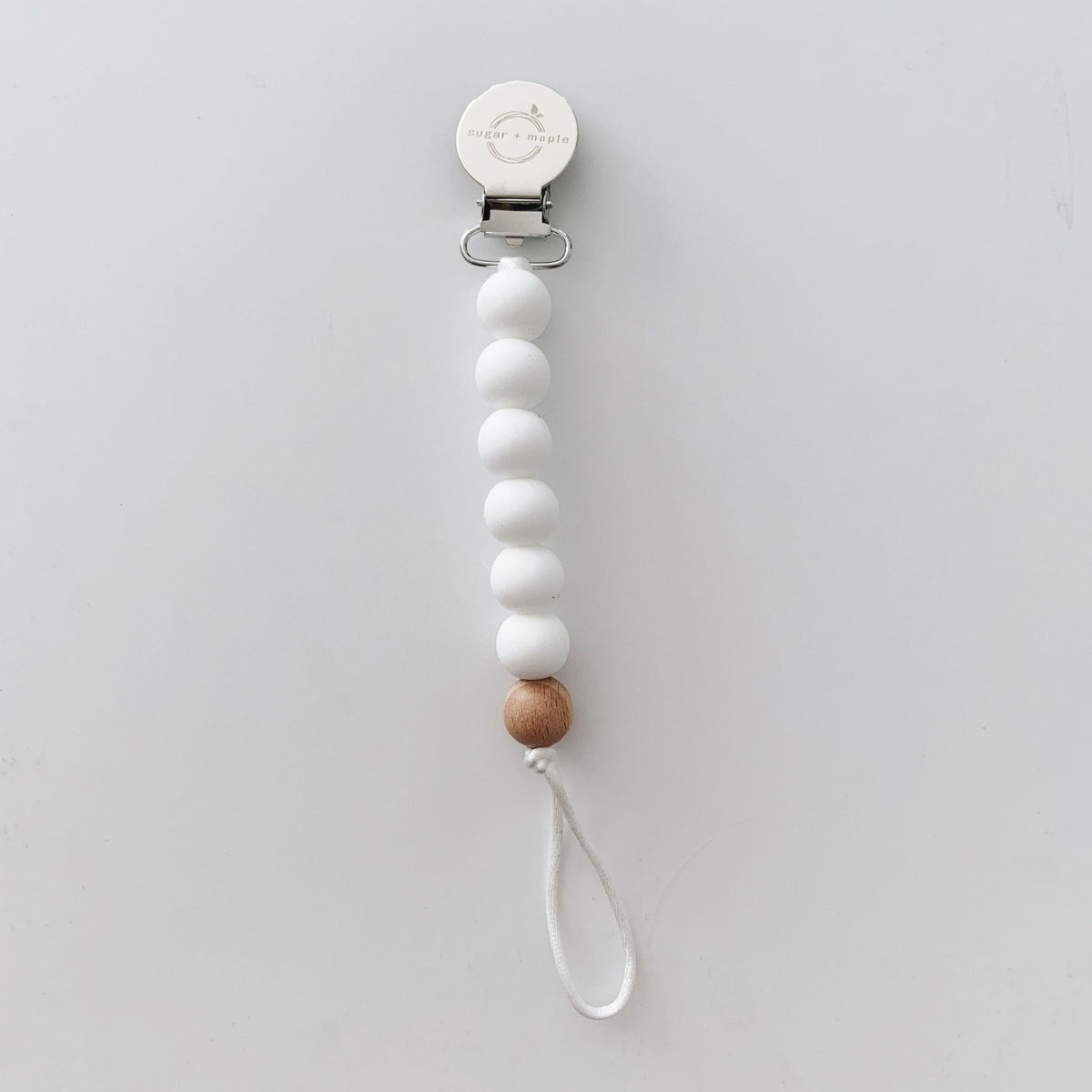 Sugar + Maple Silicone & Wood Pacifier Clip / White