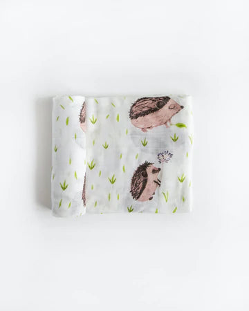 Little Unicorn Deluxe Muslin Swaddle / Hedgehog